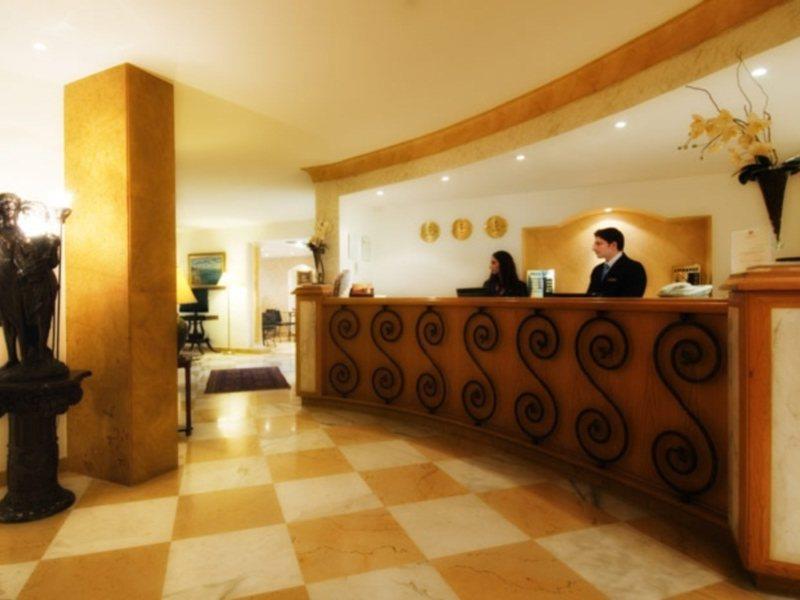 Rawche Universal Apartments Beirut Exterior foto